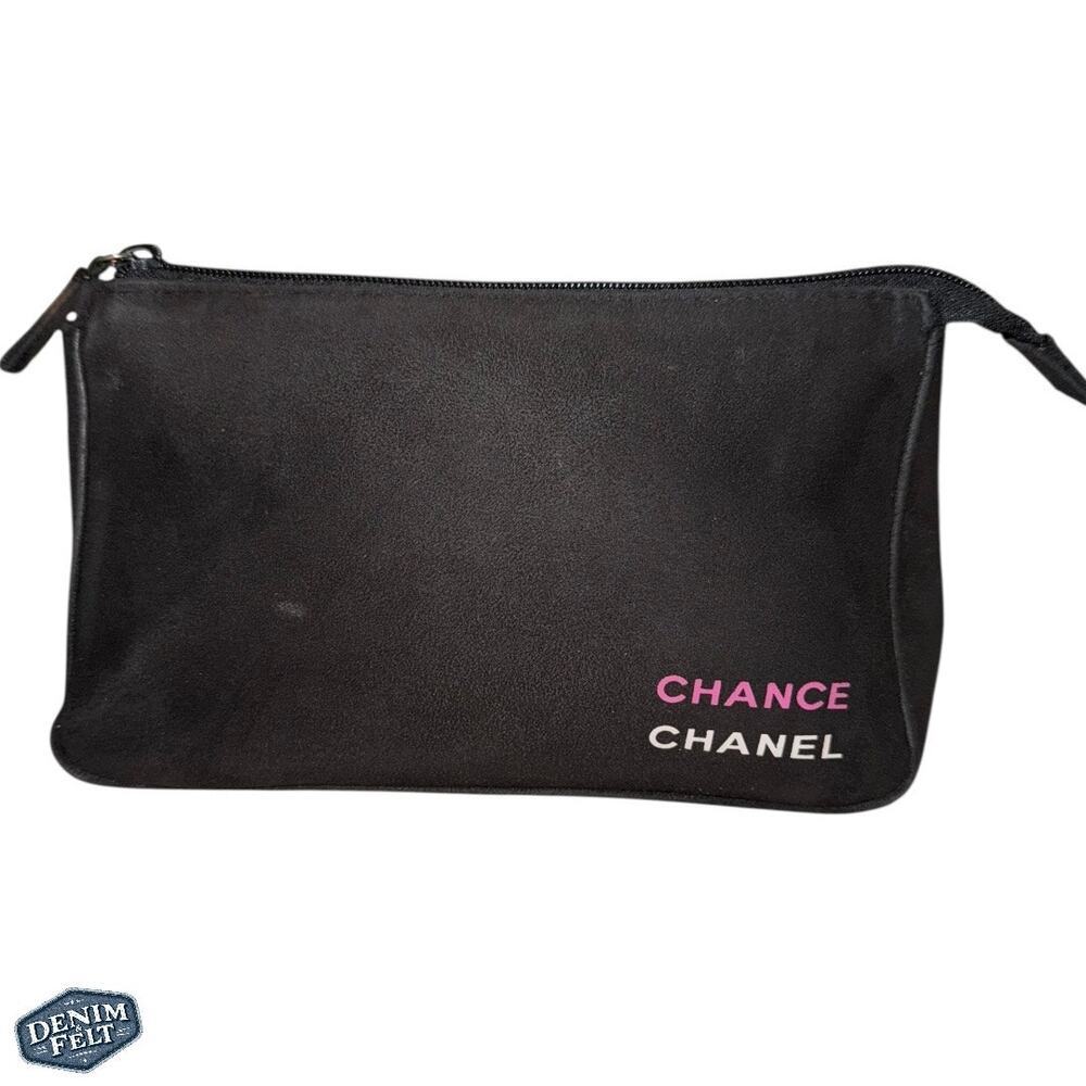 CHANEL Chance Suede Black Cosmetic Pouch with Pink Logo – Travel Makeup Bag